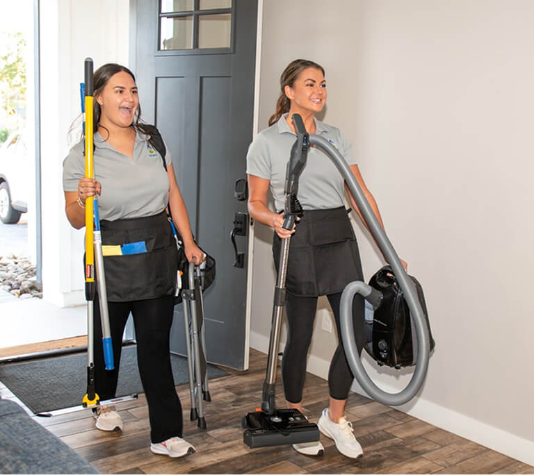 cleaners-walking-in